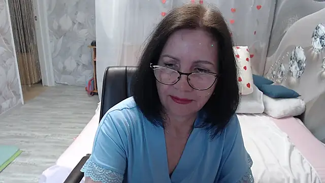 OlgaHottie online show from May 24, 11:37 pm