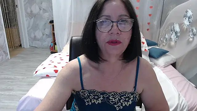 OlgaHottie online show from May 15, 11:03 pm
