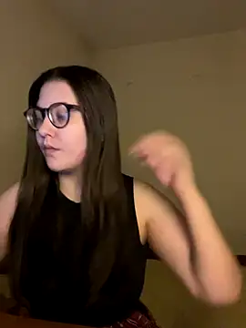 Prudie Gabriella online show from November 17, 8:35 pm