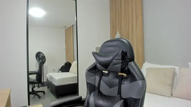 alma fenix online show from January 10, 12:44 pm