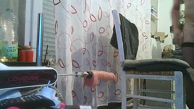 Snapshot of cyril020202 chatting on January 19, 1:04 pm cyril020202 online show from January 19, 1:04 pm