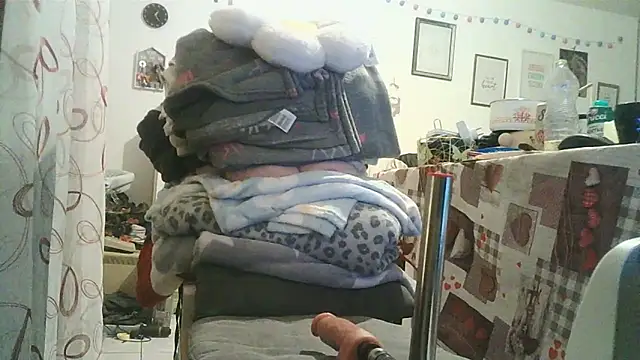 Snapshot of cyril020202 chatting on November 16, 11:30 pm cyril020202 online show from November 16, 11:30 pm