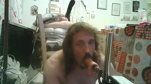 Snapshot of cyril020202 chatting on October 11, 8:54 pm cyril020202 online show from October 11, 8:54 pm