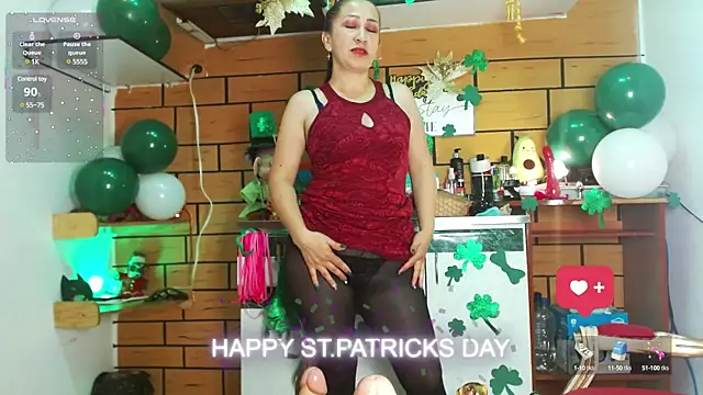 Snapshot of Bigass_dayla chatting on March 19, 12:23 pm Bigass dayla online show from March 19, 12:23 pm