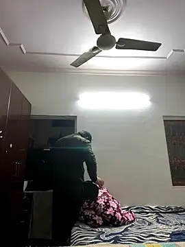 John desihunk online show from December 22, 5:24 pm