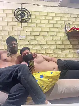 John desihunk online show from February 4, 9:52 pm