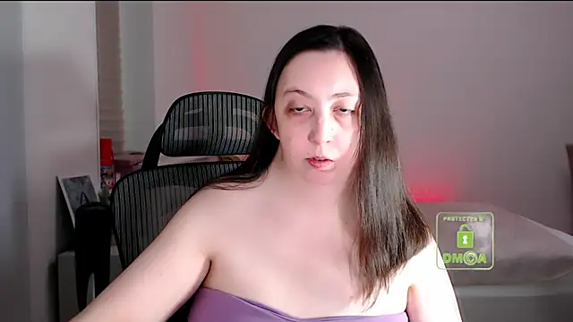 cute and hot online show from January 12, 3:30 pm