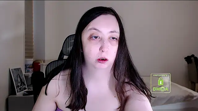 cute and hot online show from February 3, 4:01 pm