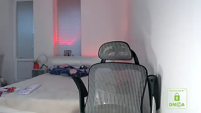 cute and hot online show from November 9, 1:04 pm