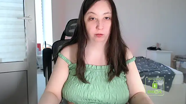 cute and hot online show from May 17, 2:39 pm