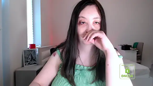cute and hot online show from May 1, 5:07 pm