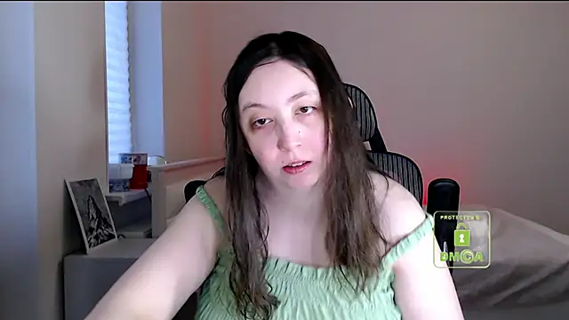 cute and hot online show from February 21, 2:41 pm