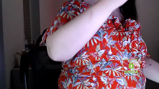 cute and hot online show from November 26, 4:40 pm