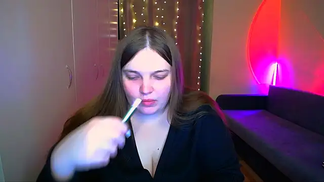 Emaaa ua online show from October 9, 5:24 pm