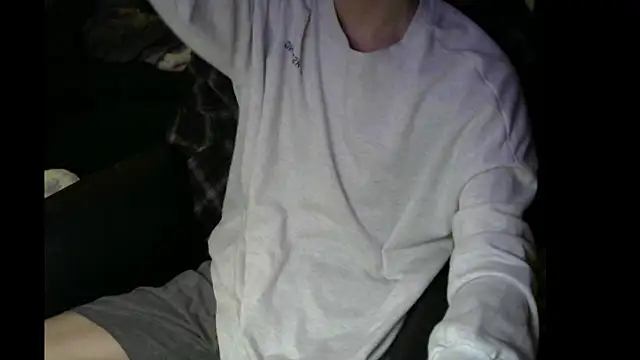 Snapshot of Ray175oo chatting on March 5, 4:35 pm Ray175oo online show from March 5, 4:35 pm