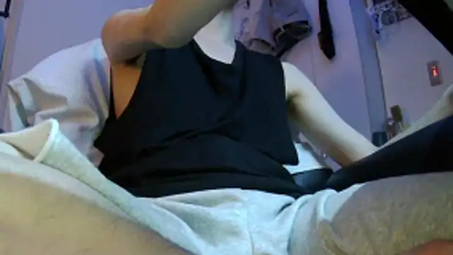 Ray175oo online show from April 17, 7:06 pm