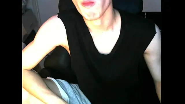 Snapshot of Ray175oo chatting on November 3, 4:21 pm Ray175oo online show from November 3, 4:21 pm