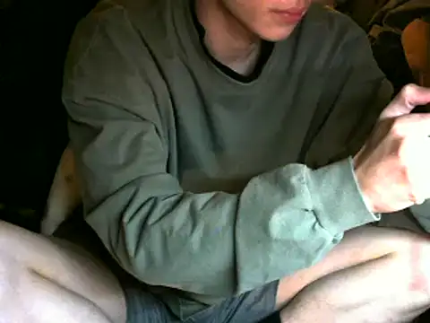 Snapshot of Ray175oo chatting on December 14, 4:30 pm Ray175oo online show from December 14, 4:30 pm