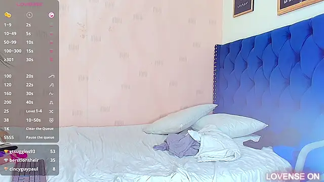 Snapshot of hotlatinateacher chatting on March 22, 1:00 am hotlatinateacher online show from March 22, 1:00 am