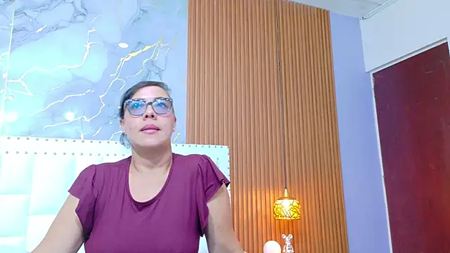 Snapshot of hotlatinateacher chatting on October 25, 1:01 pm hotlatinateacher online show from October 25, 1:01 pm