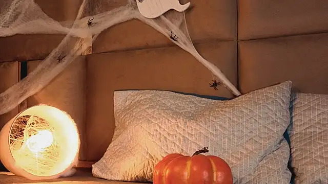 angelinepossy online show from October 29, 9:58 pm