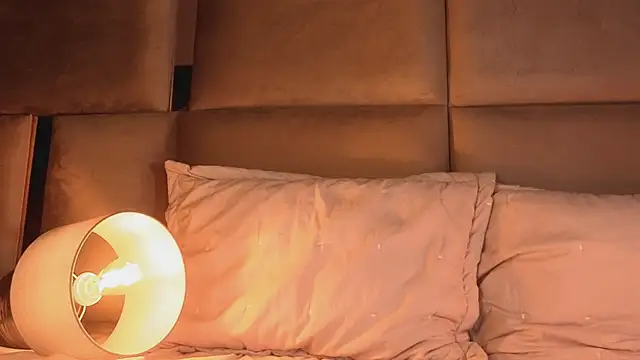 angelinepossy online show from November 4, 9:29 pm