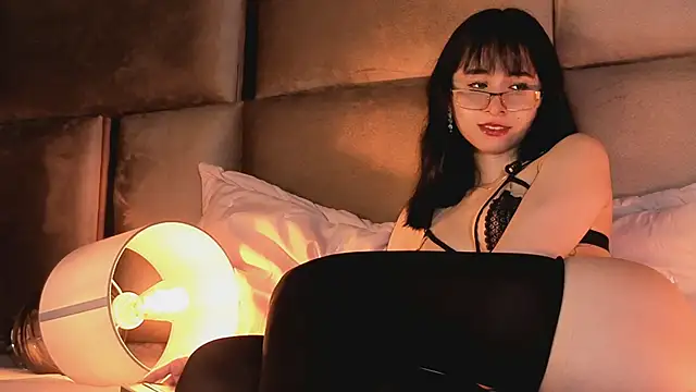 angelinepossy online show from November 30, 9:48 pm