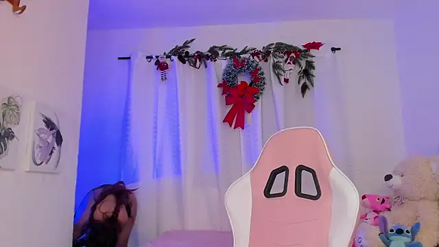 Lia Petite1 online show from March 11, 11:37 pm