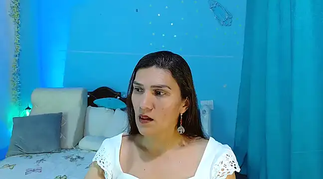 venus swet  online show from February 9, 2:49 am