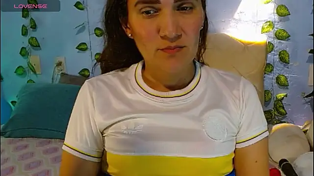 venus swet  online show from June 12, 1:03 am