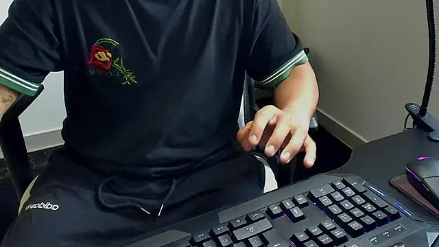 Snapshot of stebankechima chatting on October 19, 5:37 pm stebankechima online show from October 19, 5:37 pm