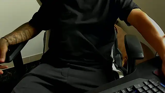 Snapshot of stebankechima chatting on October 24, 5:34 pm stebankechima online show from October 24, 5:34 pm