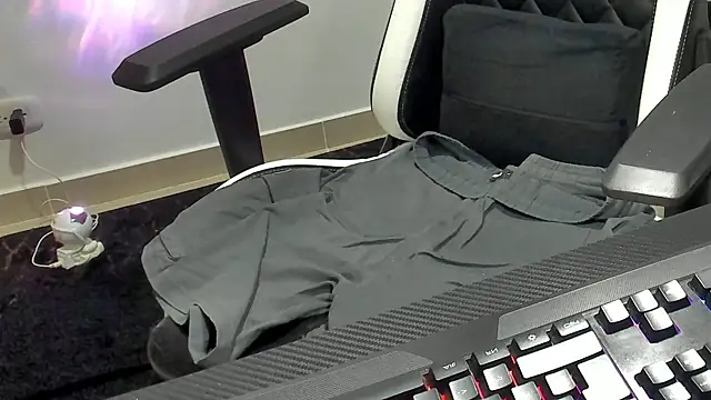 Snapshot of stebankechima chatting on November 23, 4:55 am stebankechima online show from November 23, 4:55 am