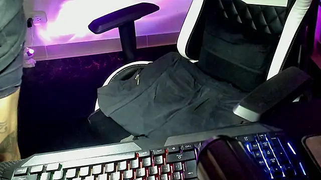 Snapshot of stebankechima chatting on November 27, 6:41 pm stebankechima online show from November 27, 6:41 pm