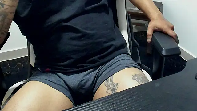 Snapshot of stebankechima chatting on October 16, 12:52 am stebankechima online show from October 16, 12:52 am