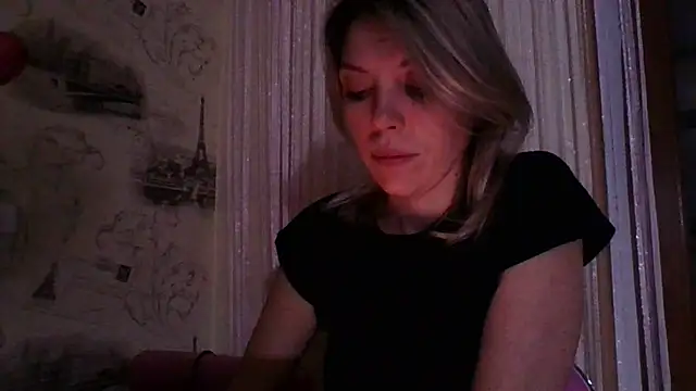 Snapshot of VelvetLove287 chatting on March 7, 7:38 pm VelvetLove287 online show from March 7, 7:38 pm