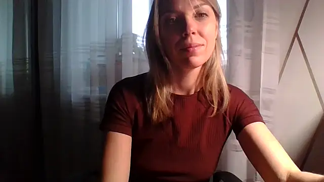 VelvetLove287 online show from April 1, 6:15 am