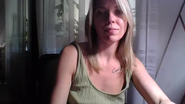 VelvetLove287 online show from March 23, 3:56 pm