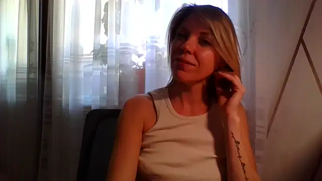 VelvetLove287 online show from March 9, 6:28 am