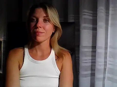Snapshot of VelvetLove287 chatting on September 8, 7:02 pm VelvetLove287 online show from September 8, 7:02 pm