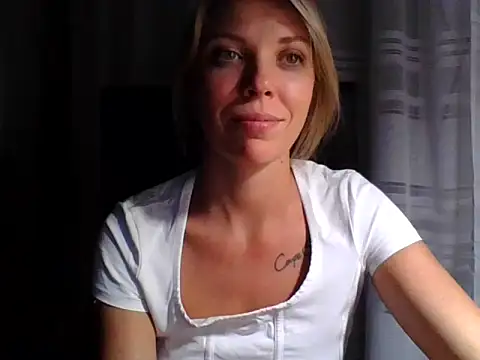 Snapshot of VelvetLove287 chatting on September 29, 6:46 pm VelvetLove287 online show from September 29, 6:46 pm