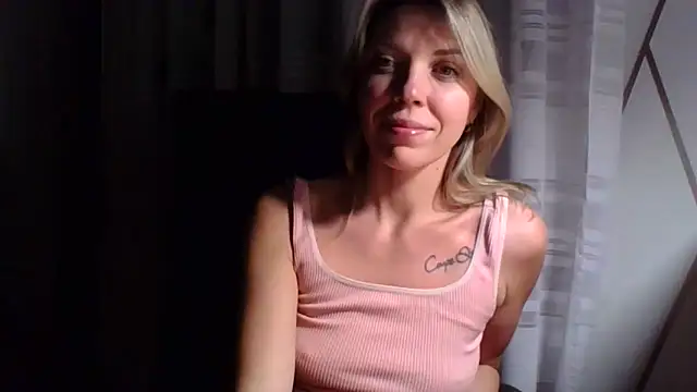 VelvetLove287 online show from February 20, 8:33 pm