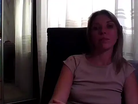 Snapshot of VelvetLove287 chatting on September 25, 3:18 pm VelvetLove287 online show from September 25, 3:18 pm