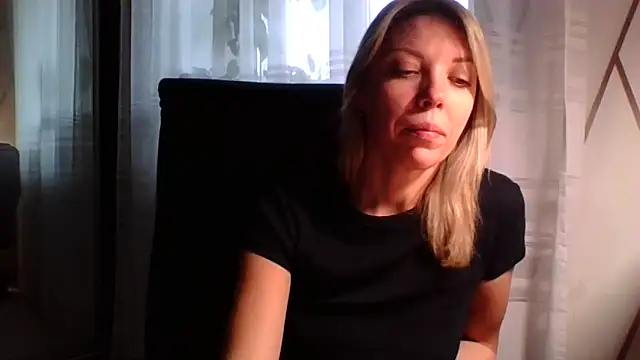 VelvetLove287 online show from February 26, 6:24 am