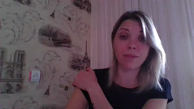 Snapshot of VelvetLove287 chatting on March 17, 3:50 pm VelvetLove287 online show from March 17, 3:50 pm