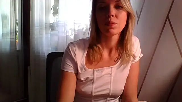 VelvetLove287 online show from March 6, 6:41 am