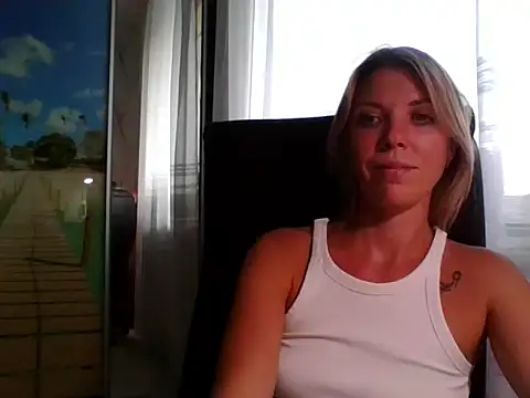 Snapshot of VelvetLove287 chatting on September 9, 4:05 pm VelvetLove287 online show from September 9, 4:05 pm