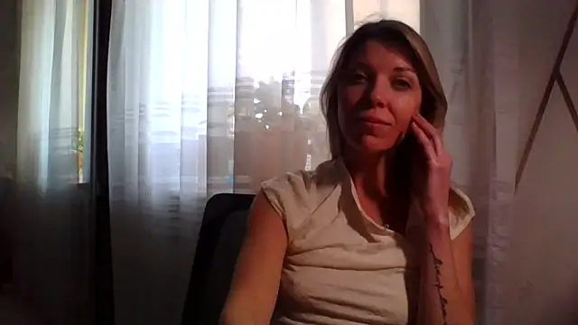 VelvetLove287 online show from April 13, 9:24 am