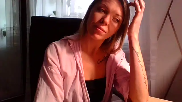 VelvetLove287 online show from December 19, 8:17 am