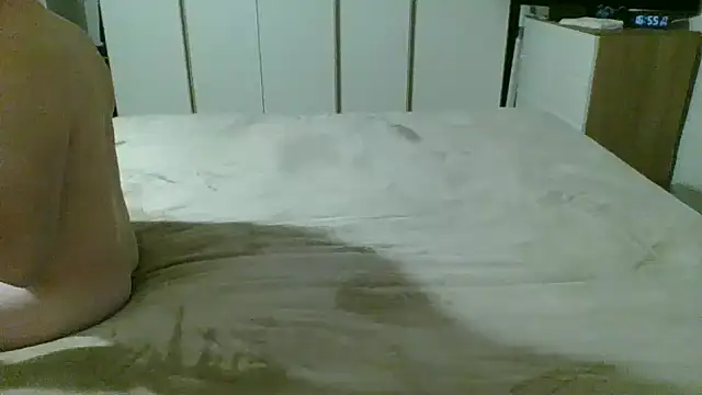 Snapshot of alex1571vsm chatting on February 28, 3:55 pm alex1571vsm online show from February 28, 3:55 pm